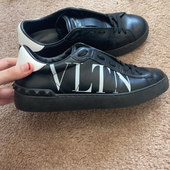 Valentino sneakers - Picture 2 of 5